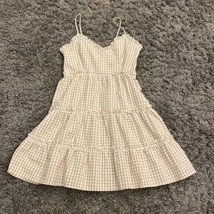 yellow/white grid patterned dress